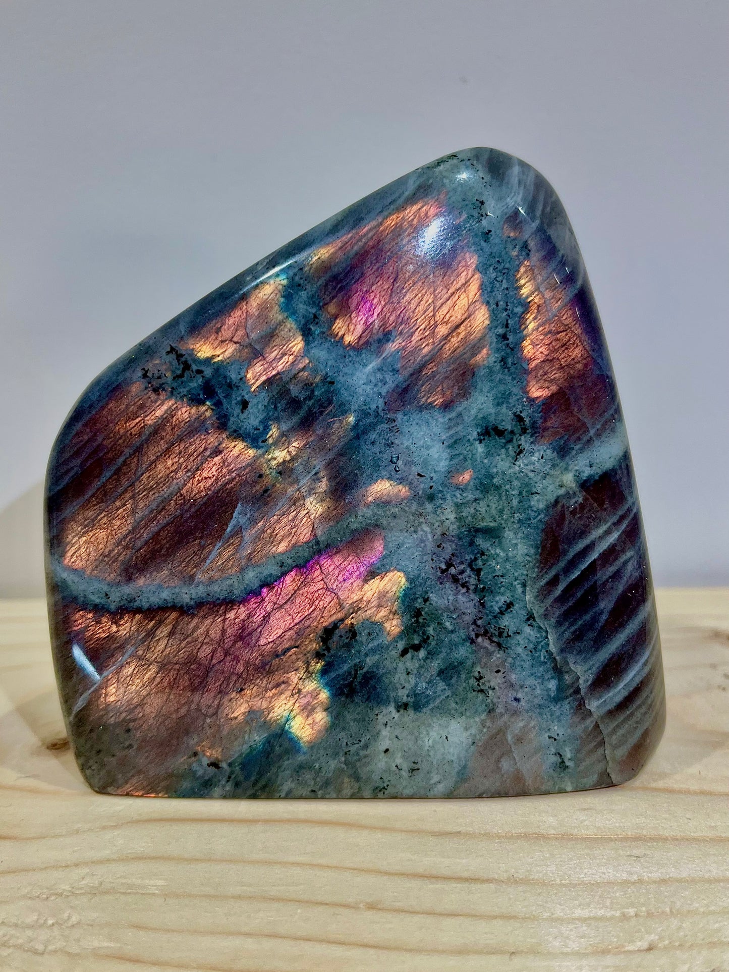 Sunset Flash Labradorite Freeform – 884g