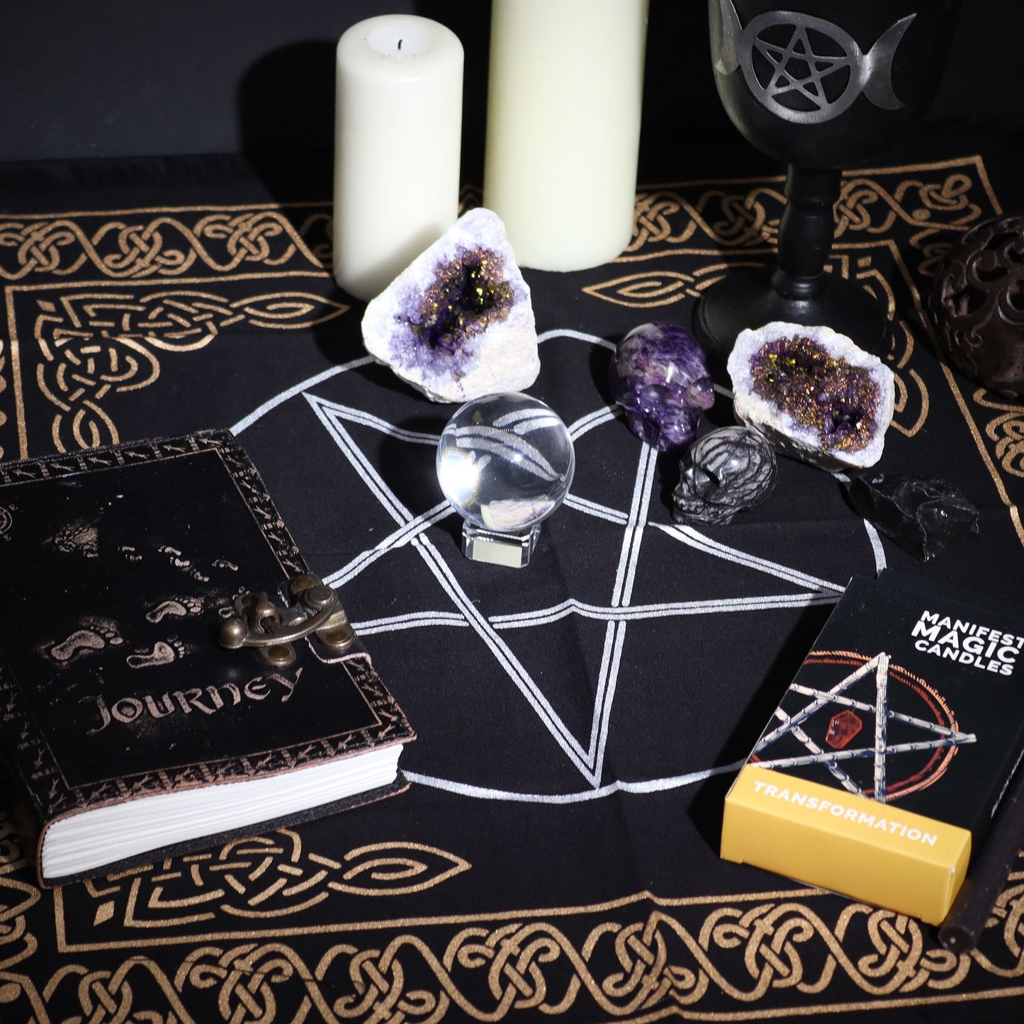 Esoteric Fringed Altar Cloth – Pentagram Design (Protection, Balance & Ritual Use)