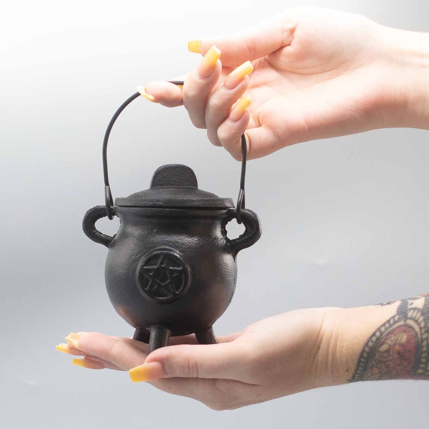 Cast Iron Cauldron with Pentacle - Small